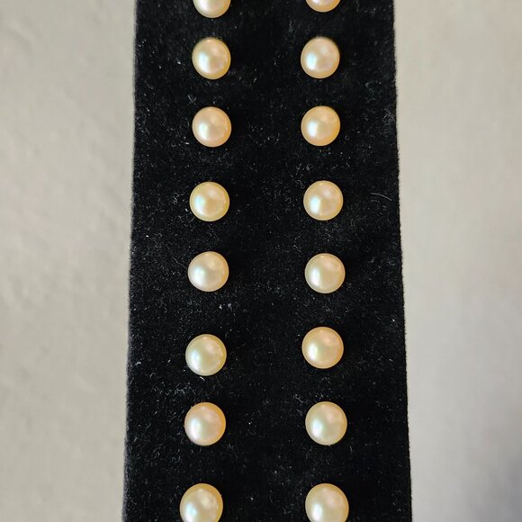 Genuine Natural Pearl Earrings, Wedding Season is Here! - Picture 1 of 1